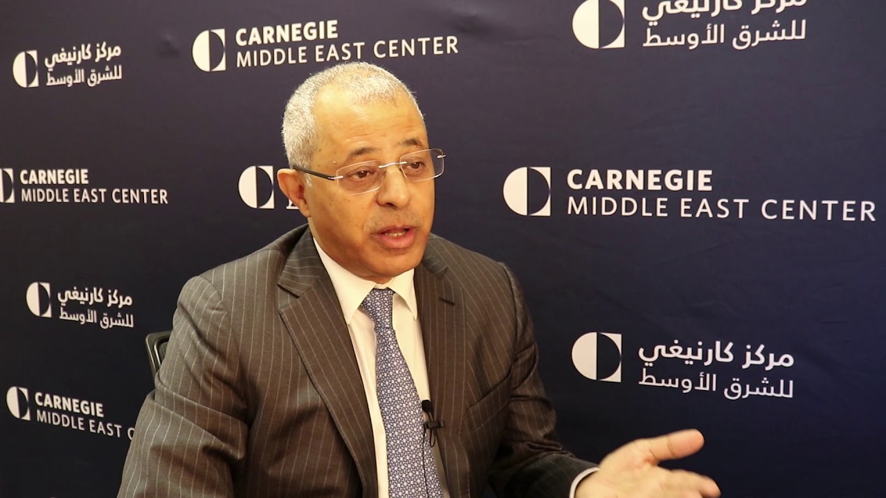 دولوماسي يمني يكشف عن السبب الرئيسي لتعثر إتفاق الرياض 