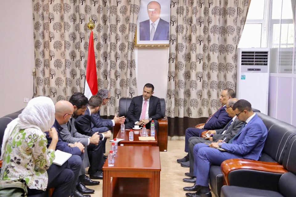 رئيس الوزراء يناقش خلال لقائه وفد الصليب الاحمر اخر مستجدات مقتل حنا لحود