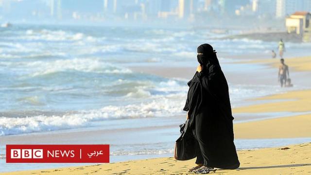 سعوديات يطالبن ب ”إسقاط العباية” في السعودية