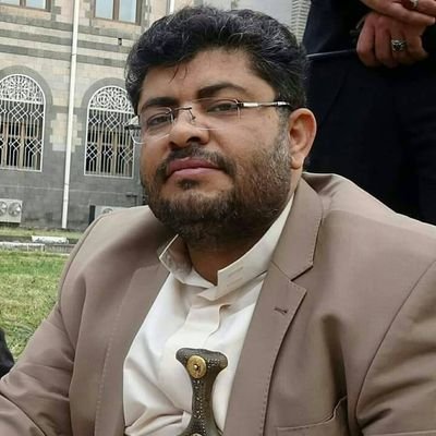 "الحوثي" يسمي ابنته "عائشة" تيمنا بأم المؤمنين.. هل هي التقية؟!(صورة)