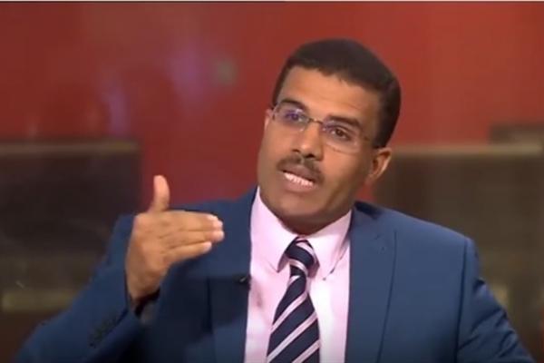  مسؤول يمني: بيع أو تأجير سقطرى " دعاية كاذبة"