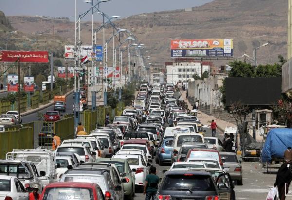 انفراجة وشيكة لأزمة المشتقات النفطية في صنعاء