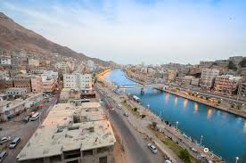 تحليق مكثف لطيران الاباتشي بعد توتر الوضع الامني 