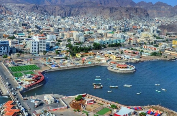 مصادر تكشف أسباب تأجيل عودة الحكومة الى العاصمة المؤقتة عدن