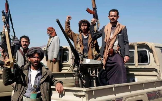 مليشيا الحوثي تكثّف نقاطها واستحداثاتها العسكرية جنوب إب