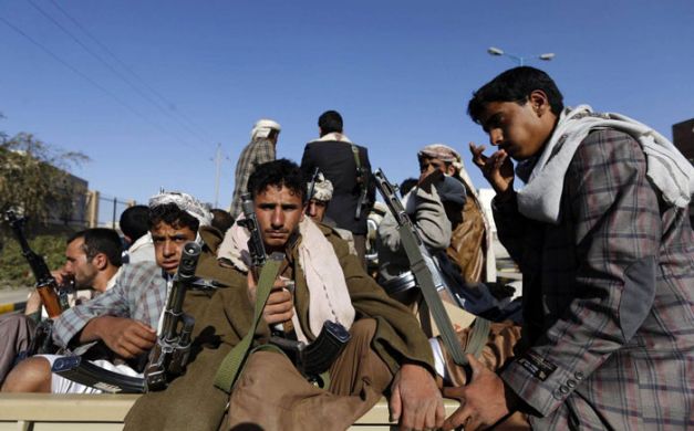 الحوثيون يستحدثون نقاط نهب واختلاس على خط عام بالبيضاء 