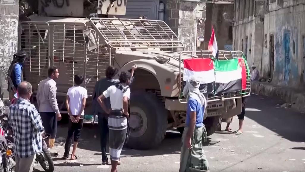 مصدر عسكري يكشف حقيقة سحب الإمارات قوات ومعدات تابعة لها من مأرب وعدن