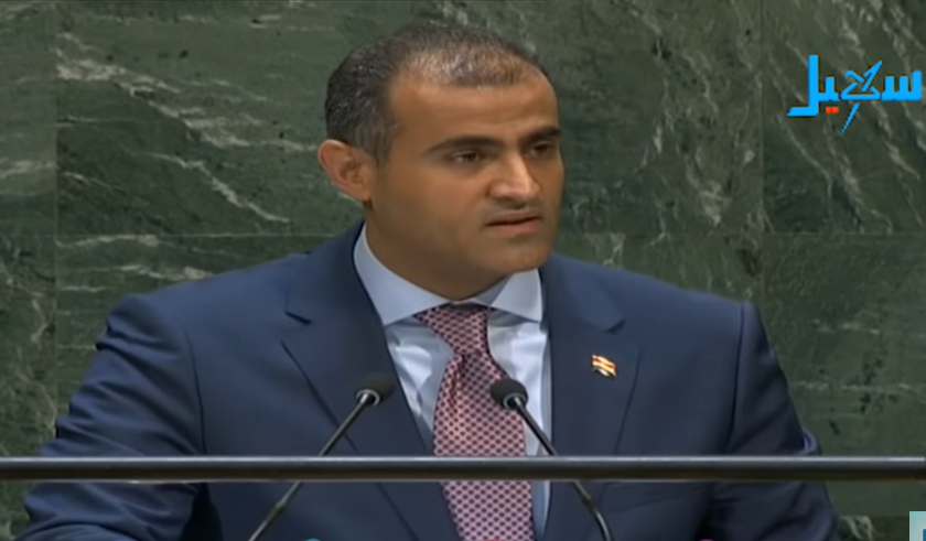 شاهد.. قناتان عربيتان تكتمان صوت وزير الخارجية اليمن على الهواء عند حديثه عن الإمارات (فيديو)