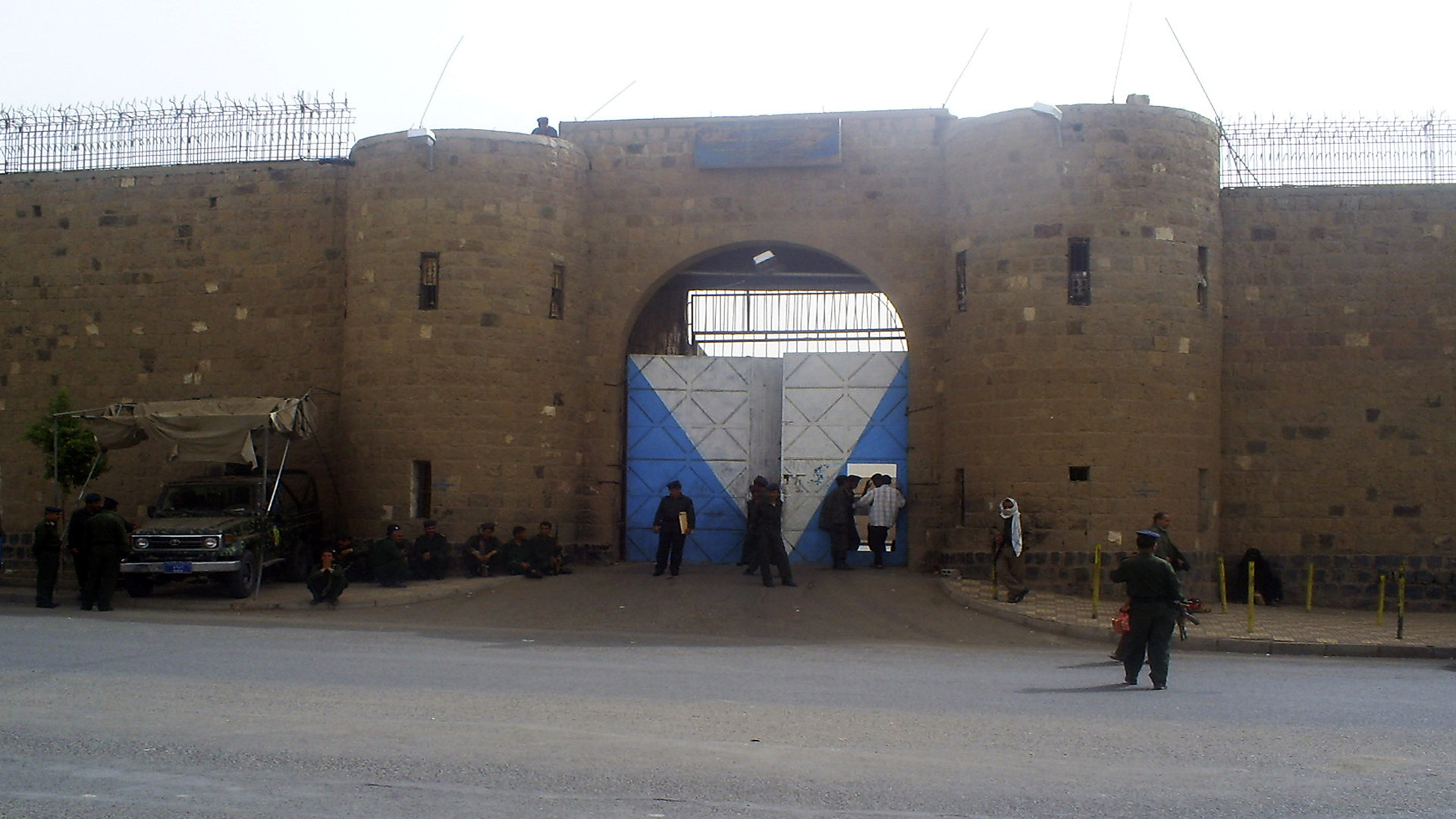  لجنة حكومية تكشف عن إحصائية جديدة لمتوفين في سجون الحوثيين