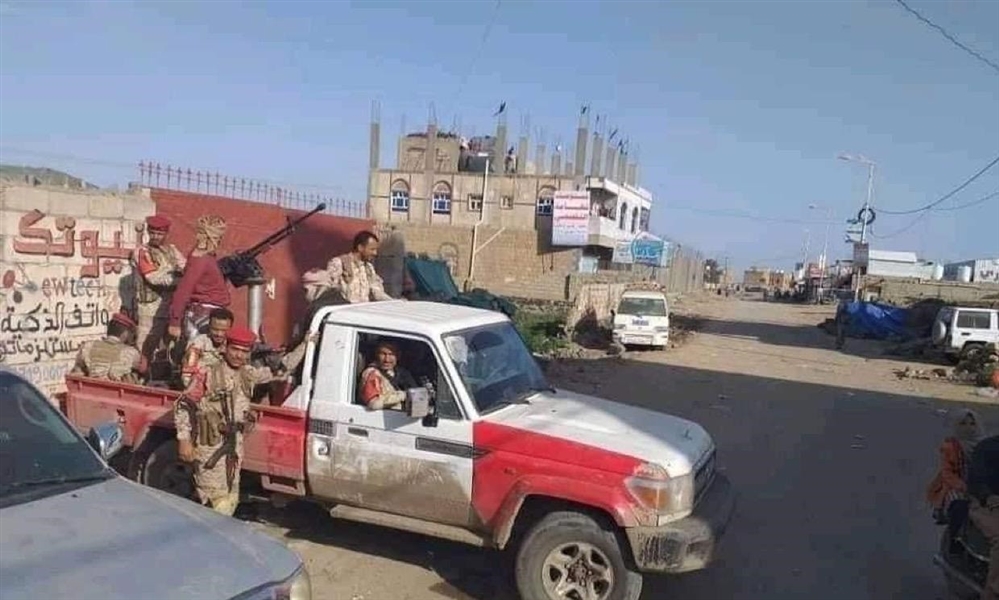 حالته خطيرة.. إصابة أحد المطلوبين أمنيًا بمواجهات مع الحملة الأمنية بريف تعز