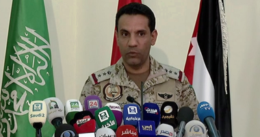 التحالف: بعض أسلحة الحوثي تحمل صور الأسد وتُهرّب من لبنان