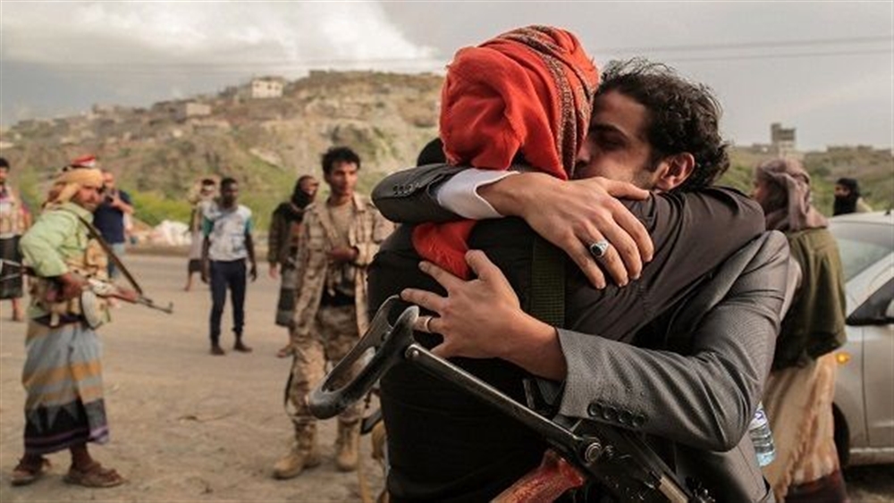 الحوثيون يعلنون نجاح عملية تبادل للأسرى مع الشرعية في مأرب