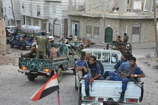 الداخلية تعلن ضبط أحد أخطر العناصر المطلوبة أمنياً في تعز