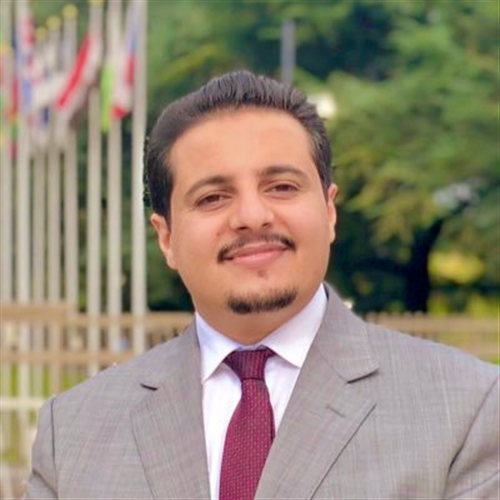 ياسر الحسني